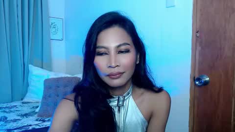 yourprettybella_ts online show from November 18, 10:24 pm