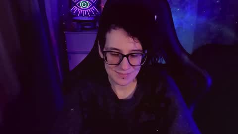 Yours Cosmic online show from November 21, 1:20 pm