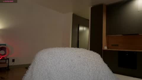 Luminous Luna online show from April 13, 11:53 pm