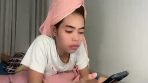 yoursensual_jerzyljoy online show from July 20, 1:02 pm