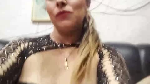 yoursexymature2024 online show from February 23, 4:39 am