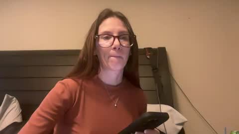 Snapshot of yourstrulylivy chatting on January 19, 11:10 pm yourstrulylivy online show from January 19, 11:10 pm