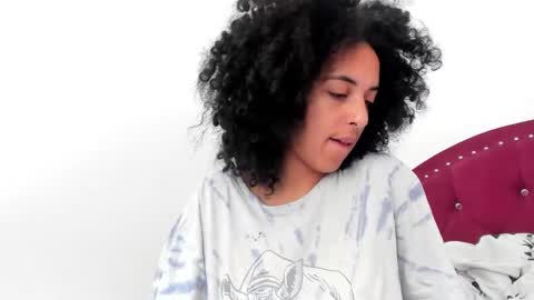 elizabeth  ju   online show from February 26, 7:21 pm