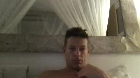 yoyoyo1221 online show from November 17, 4:20 pm