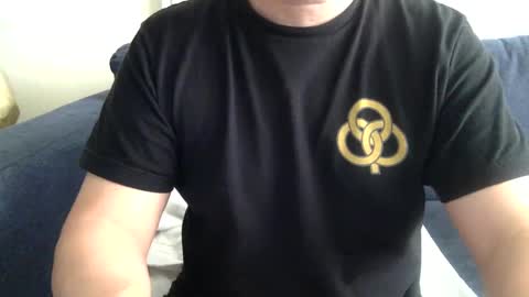 yque online show from January 6, 8:18 pm