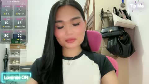yrdrmgrl_jennie26 online show from June 2, 5:59 pm