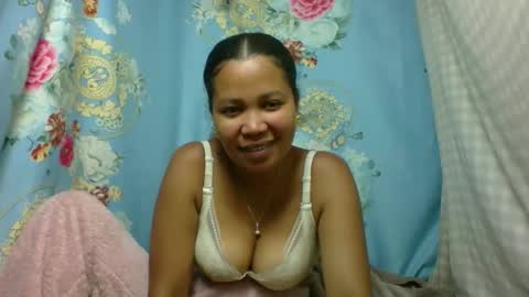 Snapshot of yrrinahot chatting on October 9, 9:04 am yrrinah online show from October 9, 9:04 am