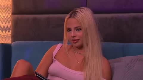 Foxie online show from September 25, 3:46 am