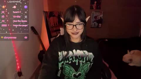 Snapshot of yukko_ chatting on October 9, 1:44 am YUKO online show from October 9, 1:44 am