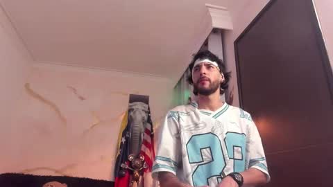 yulian 2811 online show from March 17, 4:39 am