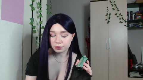 Eva online show from December 15, 5:09 pm