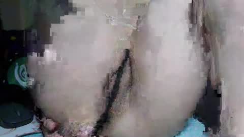 yummy72747 online show from April 8, 7:00 am