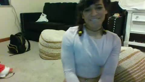 Yummy sissy online show from April 27, 9:12 pm