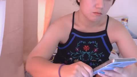 yummyclaya online show from April 6, 4:46 am