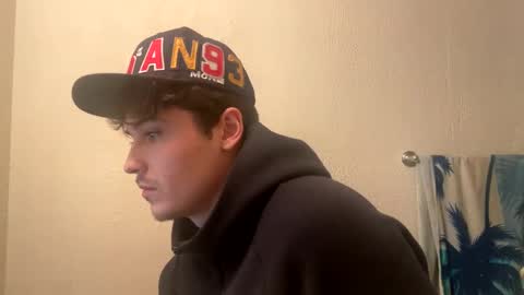 yungstudbev online show from February 9, 6:54 am