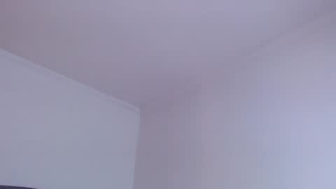 Snapshot of yvonneeverlee chatting on October 3, 9:12 pm I V Y   online show from October 3, 9:12 pm