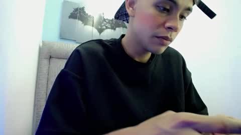 ZACARIAS online show from March 10, 3:33 am