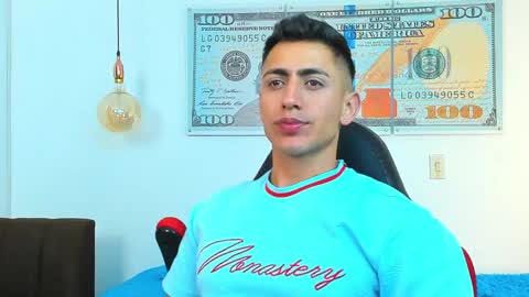 zachpri20 online show from January 27, 9:23 am