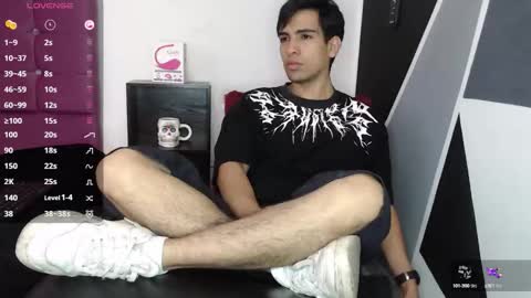 Snapshot of zack_xtreme chatting on September 22, 12:42 pm Xavi online show from September 22, 12:42 pm