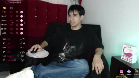 Snapshot of zack_xtreme chatting on September 18, 12:31 pm Xavi online show from September 18, 12:31 pm