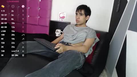Snapshot of zack_xtreme chatting on September 28, 12:36 pm Xavi online show from September 28, 12:36 pm