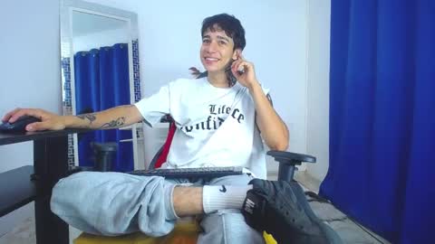 zack online show from February 1, 2:02 pm