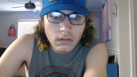 ZactheFeetGuy online show from December 19, 4:24 pm