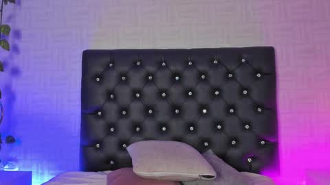 Zafiro online show from December 28, 9:42 am