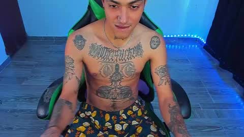 BiG Zafiro online show from May 9, 1:06 pm