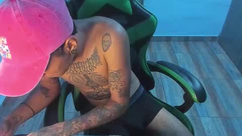 BiG Zafiro online show from November 23, 5:00 pm