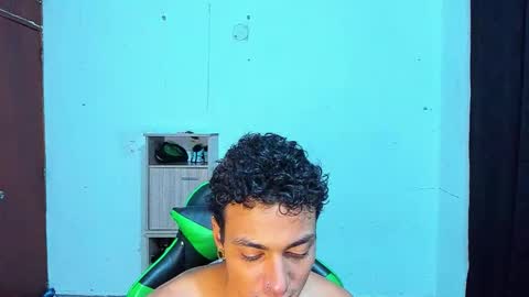 BiG Zafiro online show from March 11, 10:07 am