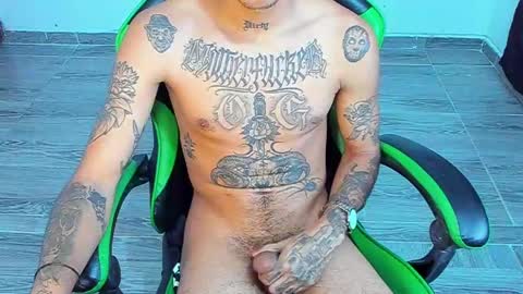 BiG Zafiro online show from April 13, 11:58 am