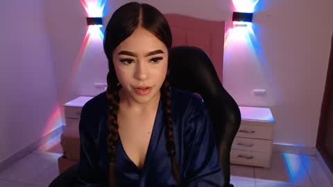 zaharavela_ online show from July 16, 9:18 pm