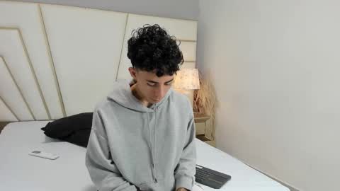 zahir_ashar online show from October 20, 11:04 am