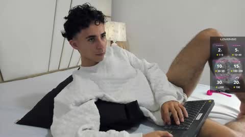 zahir_ashar online show from October 17, 11:36 am