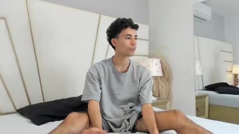 zahir_ashar online show from October 15, 11:22 am