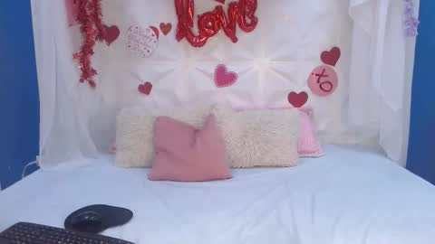 Zahira  online show from February 23, 6:43 pm