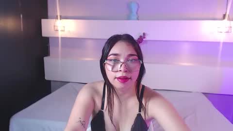 Zaira Moon online show from February 5, 1:58 am