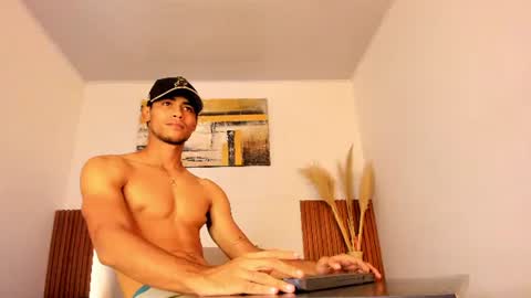 Zander online show from August 9, 1:27 pm