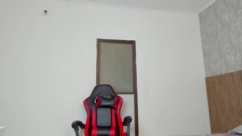 Zander online show from April 19, 3:29 am