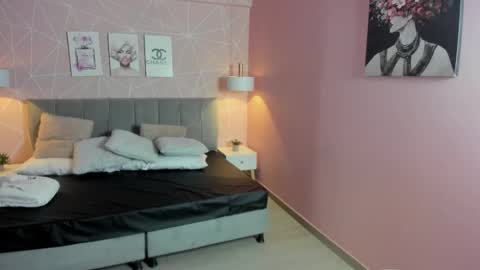 Zara Sweet  online show from December 16, 1:28 pm