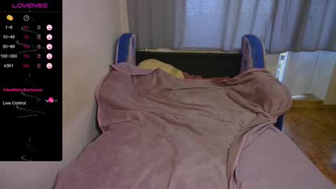 chaturcum online show from October 3, 2:32 am