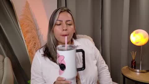 Zara Nova online show from June 6, 1:33 am