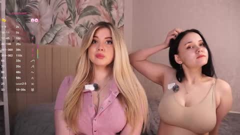 Criss  online show from April 7, 4:58 am