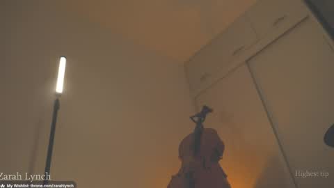 Miss Lynch   Next show  2911 online show from April 13, 1:32 am