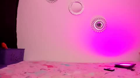 Zaritha Li online show from September 9, 1:44 pm