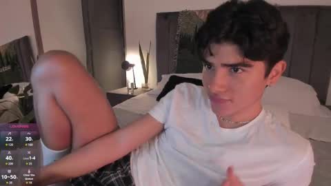 Hii im Zay.                 I save money for education. PVT Open. online show from November 22, 7:29 am