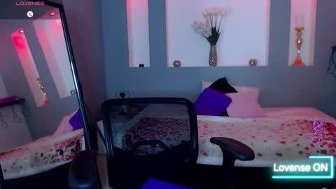 Karolyne online show from January 17, 12:58 pm