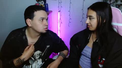 Zelda And Kuro online show from November 29, 5:15 am