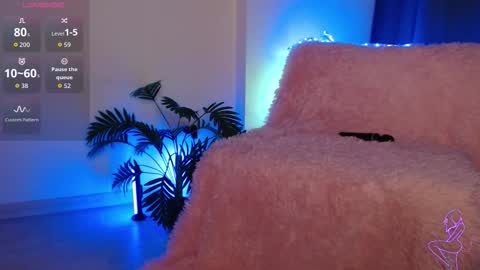 Clary online show from October 28, 7:48 pm